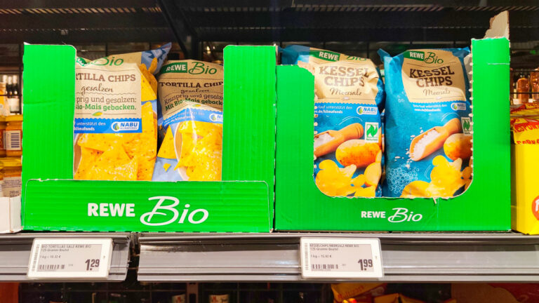 Rewe Bio Hunchen Wie Rewe seine Eigenmarken für Bio und Pflanzlich in den Mainstream ...